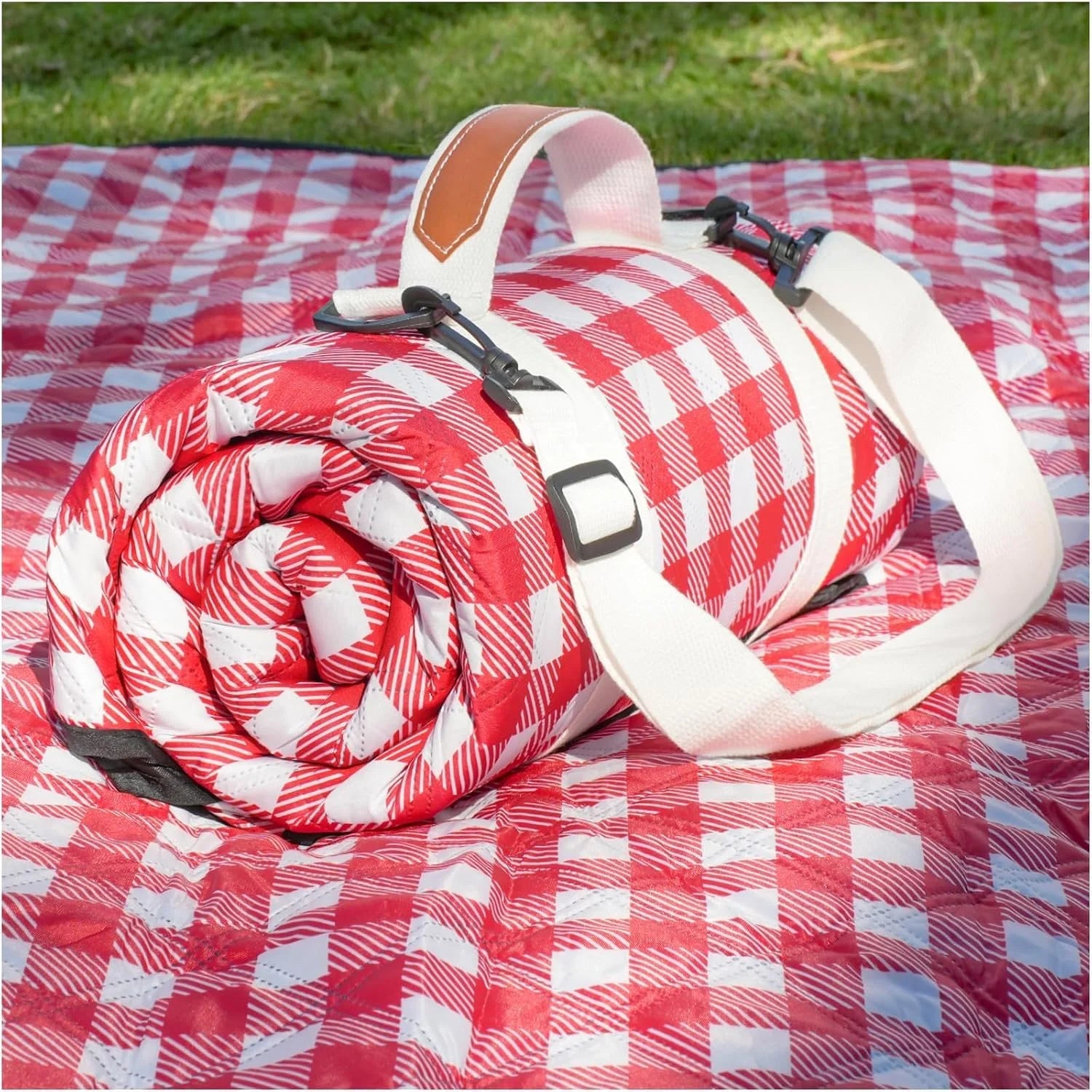 Waterproof Picnic Blanket Beach Outdoor Camping Mat Rug Extra Large Foldable Cute Big Travel Essential Accessories Gift Park Patio Lawn