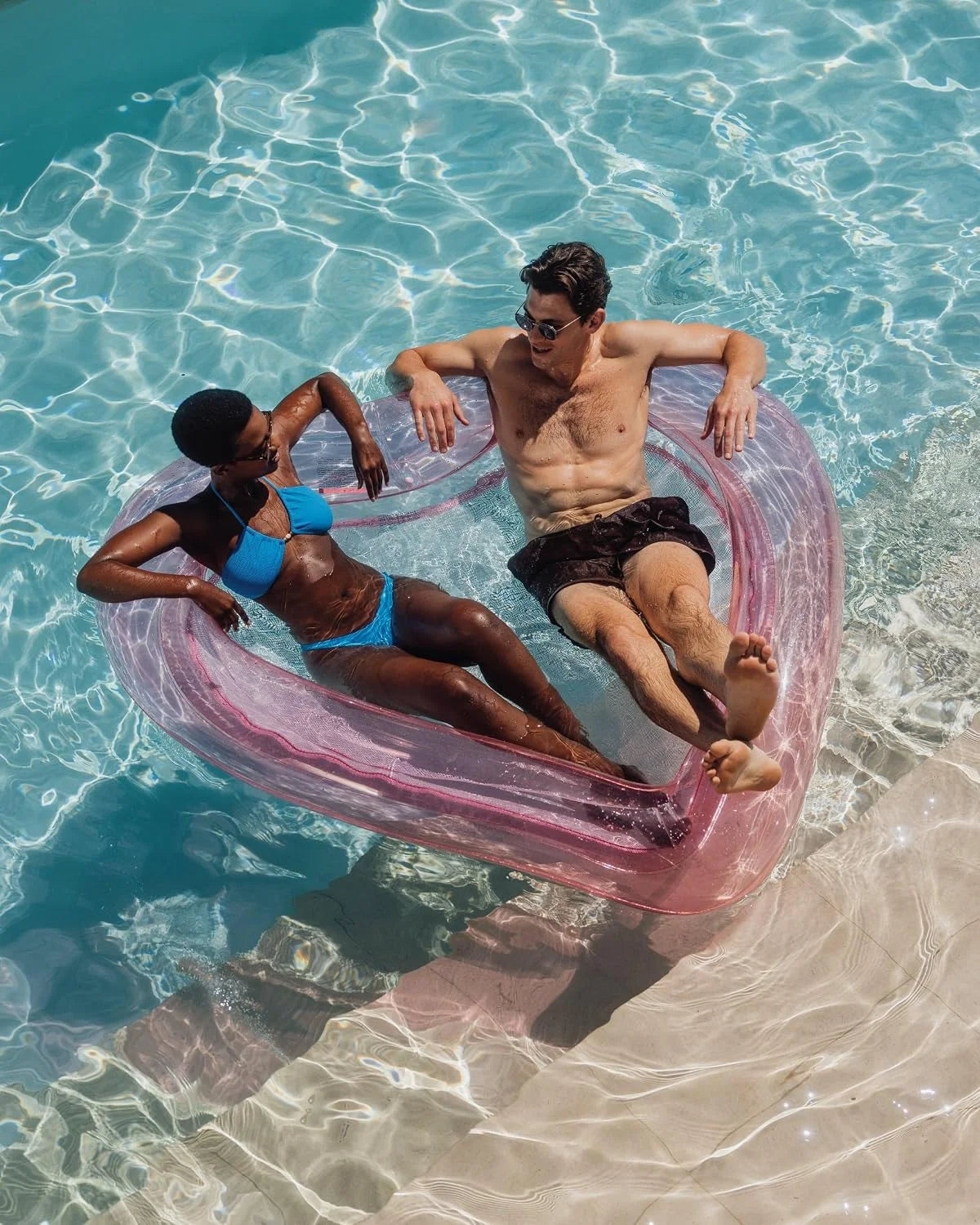 New Arrivals Original Clear Heart Water Hammock with Mesh Pool Float for Summer Pool Parties - Image 3