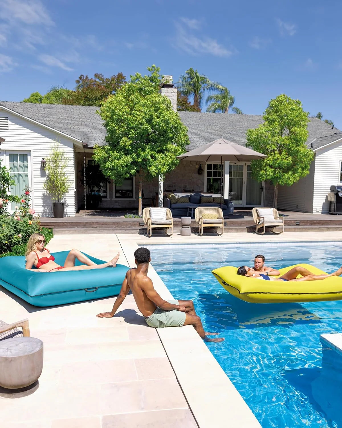 Luxe Lounge Inflatable Pool Mat: Removable Fabric Cover, 2 Soft Handles, 440 Weight Capacity, 78 x 62 - Image 7